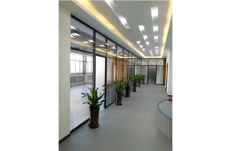 办公室玻璃隔断